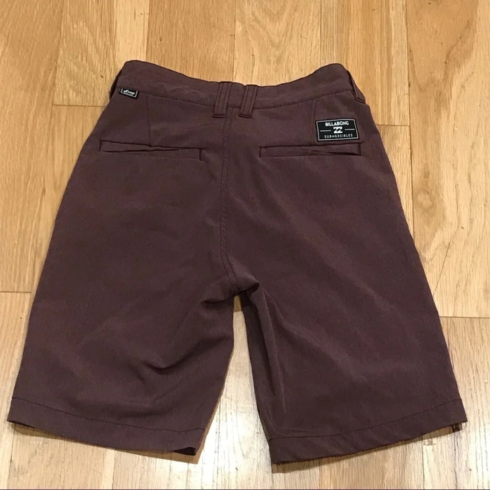 Billabong youth submersibles